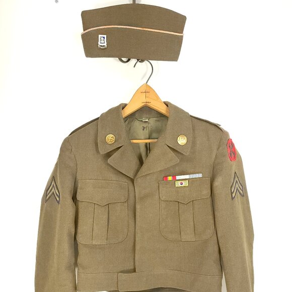 Vtg US Army Jacket Hat Uniform Set Men's Olive Green Patches Pins Distressed
